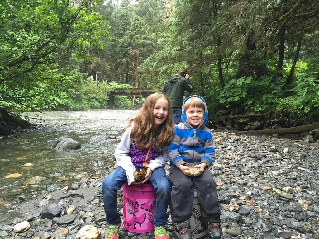 Gold Rush Nugget Bucket - A Gold Panning Kit Seen On Shark Tank!